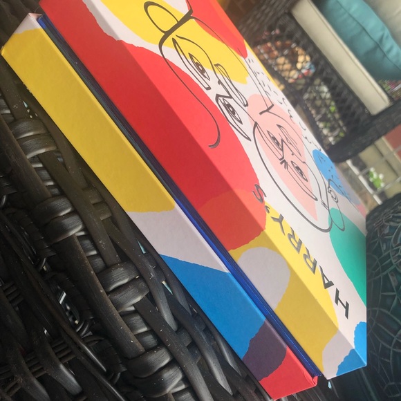 🏳️‍🌈 Limited Edition “Pride” Collector’s Box - Picture 3 of 8